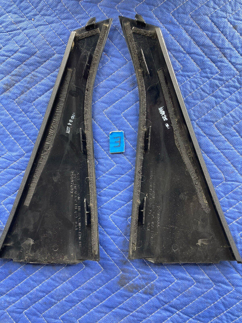 2008-2016 Chevy Impala GM L & R Rear Door Appliqué Trim Pair 25897631 OEM #4391E