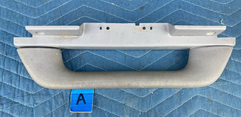 1997-2002 Jeep Wrangler TJ Passenger Grab Handle Right 55115539 OEM #3225M