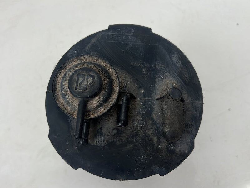 1990-1992 Volvo 740 745 940 Charcoal Vacuum EVAP Canister Emission OEM #5940EM