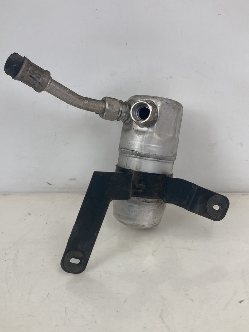 1995-1998 Chevrolet Silverado 2500 GMT400 A/C Receiver Dryer 1132611 OEM