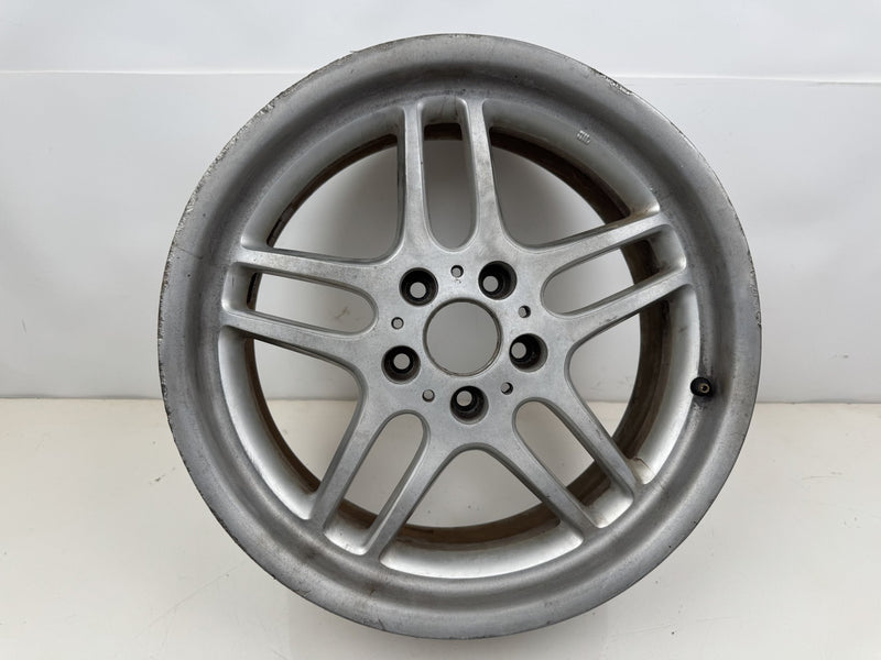 1999 BMW 540i E39 - Wheel