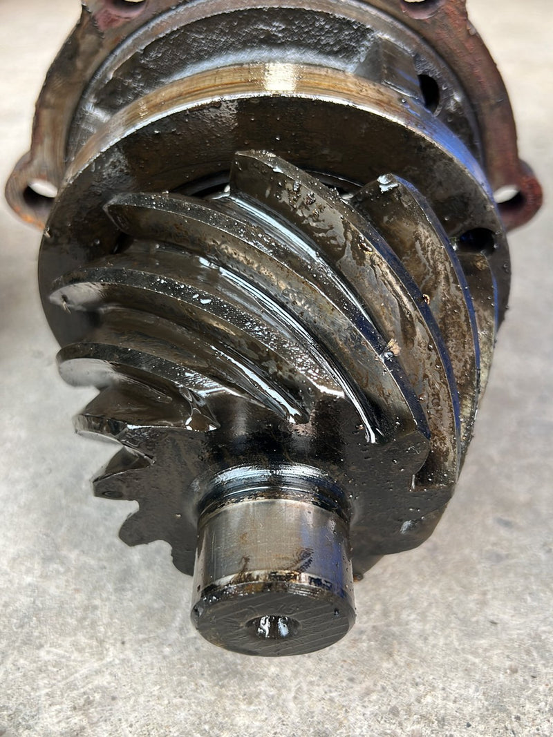 1973-1988 Chevrolet K2500 Differential Gear Set 3.73 Ratio w/ Axle Shafts OEM #5935EM