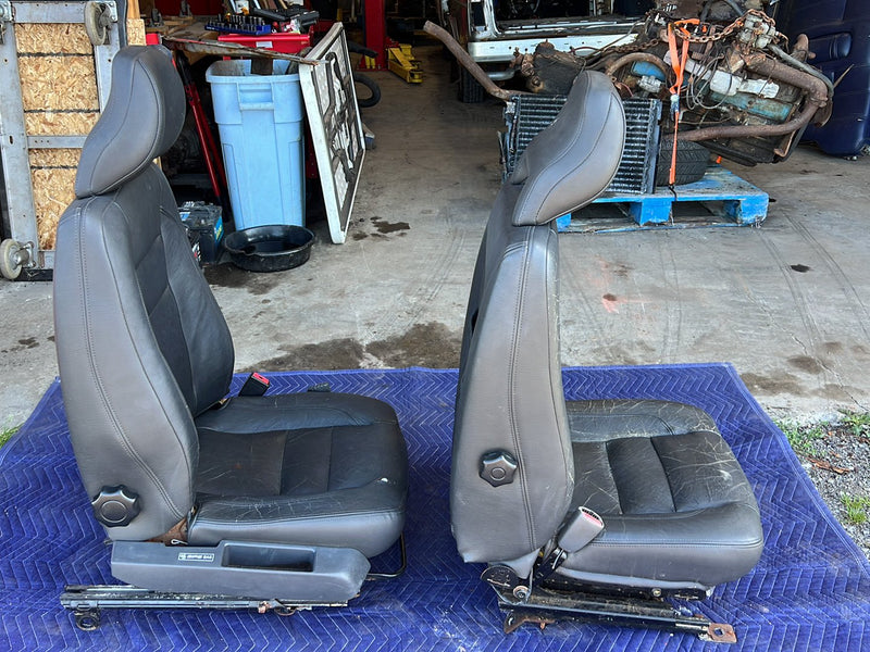 1993-1997 Volvo 850 Front Left & Right Bucket Seat Pair Gray Leather OEM