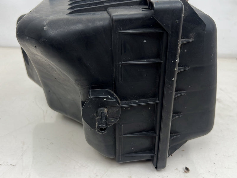 1998-2000 Volvo V70 S70 Air Filter Cleaner Box Housing 9189152 OEM #6346EM