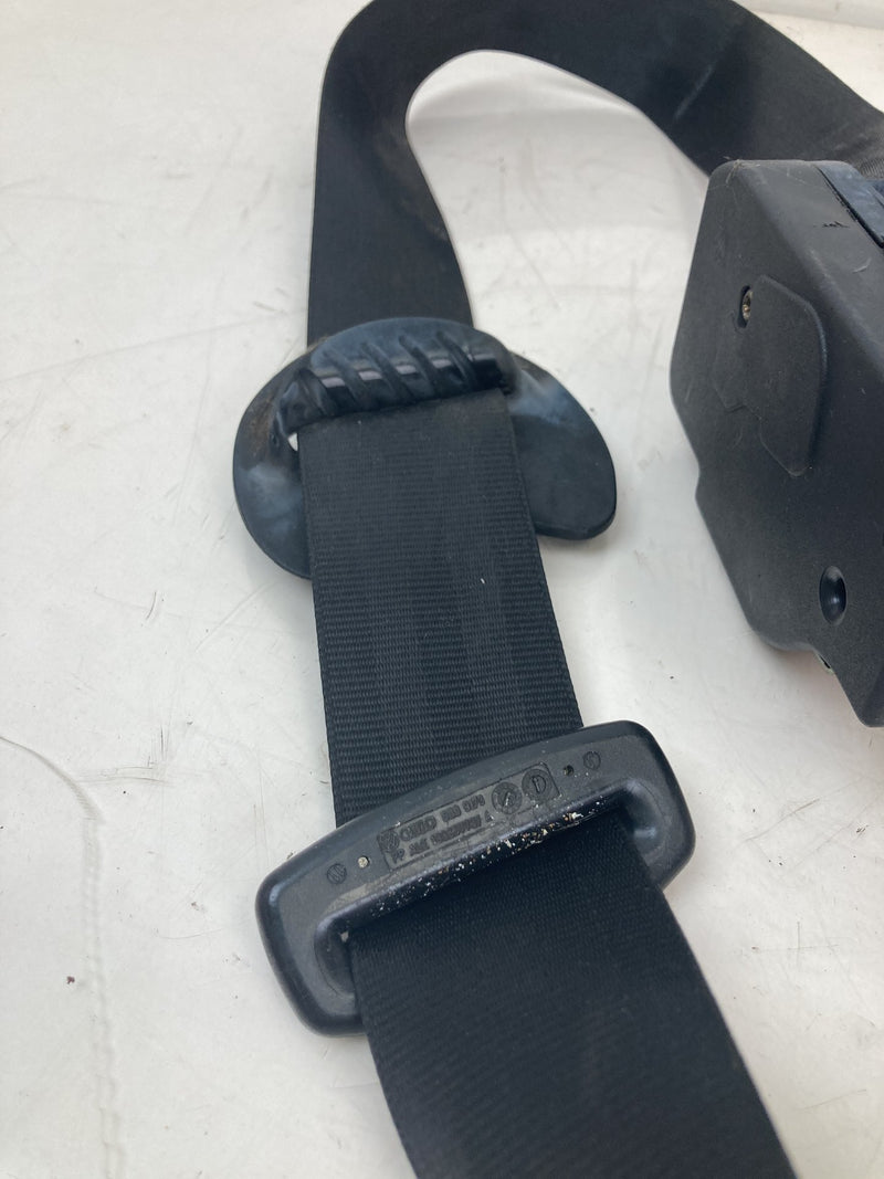 2001-2005 Volkswagen Passat Seat Belt Front Left OEM #5535M