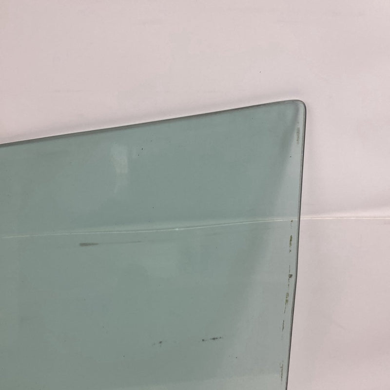 1975-1980 Volvo 244 Window Glass Front Left Driver 77202001 OEM #4898M