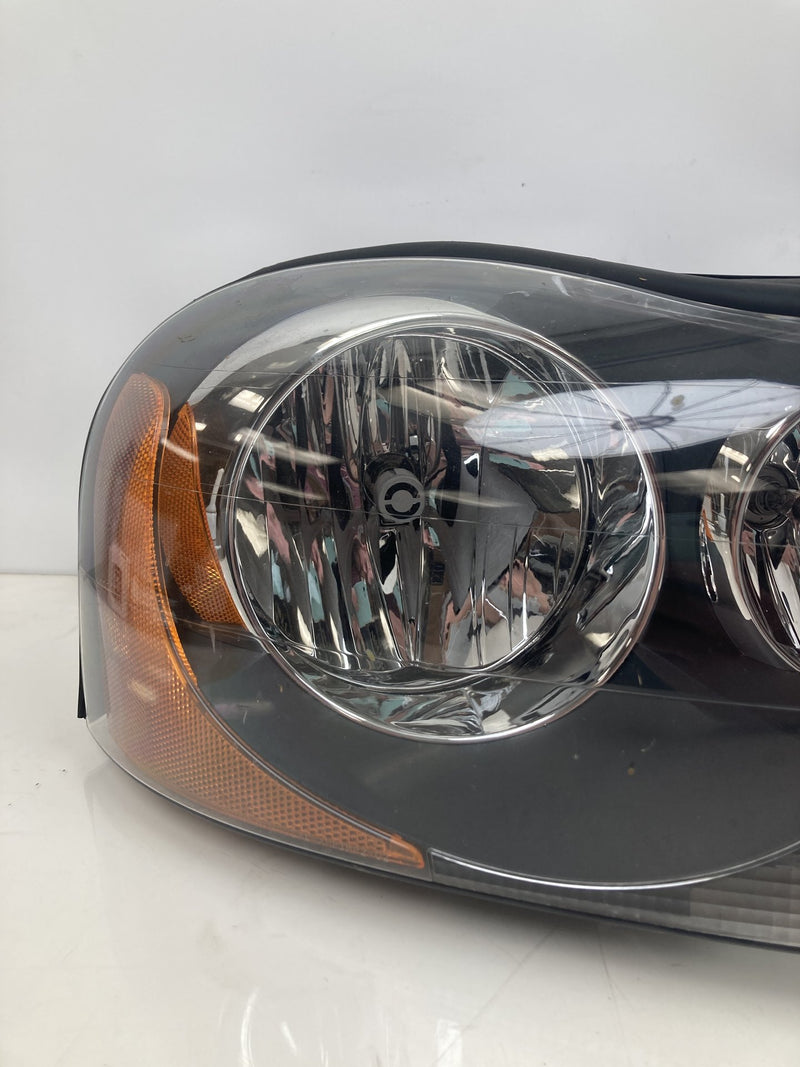 2005 Volvo XC90 I 275 Headlight Set Assembly Pair LH RH 00070336 00029606 #4840M