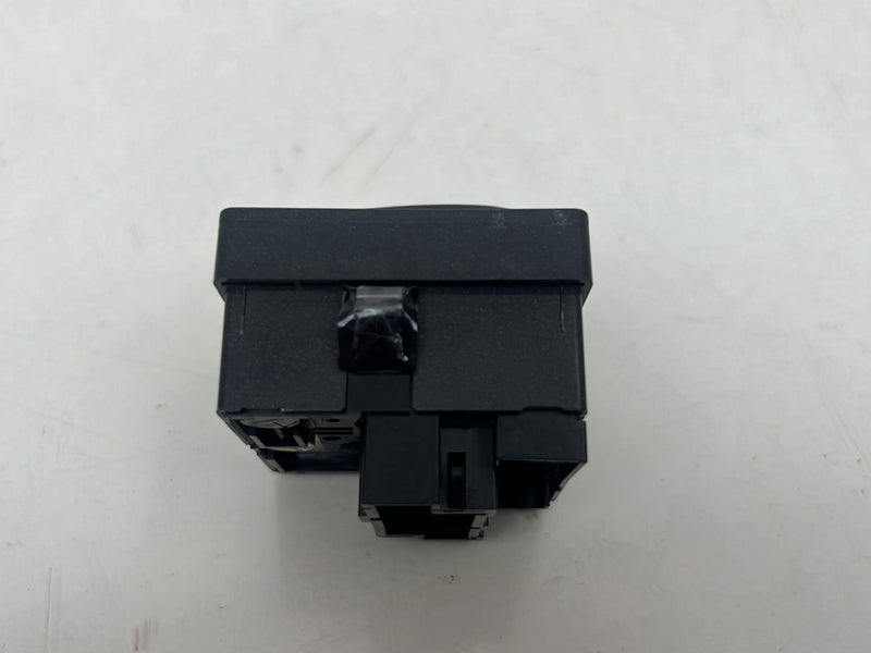 1998-2000 Volvo V70 S70 Dash Headlight Lamp Switch 8601773 OEM