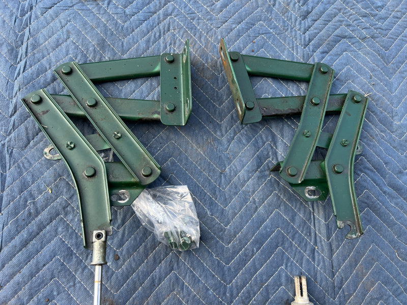 1967-1974 Volvo 140 142 Coupe Rear Right Left Trunk Hinge Pair Green OEM #4889EM