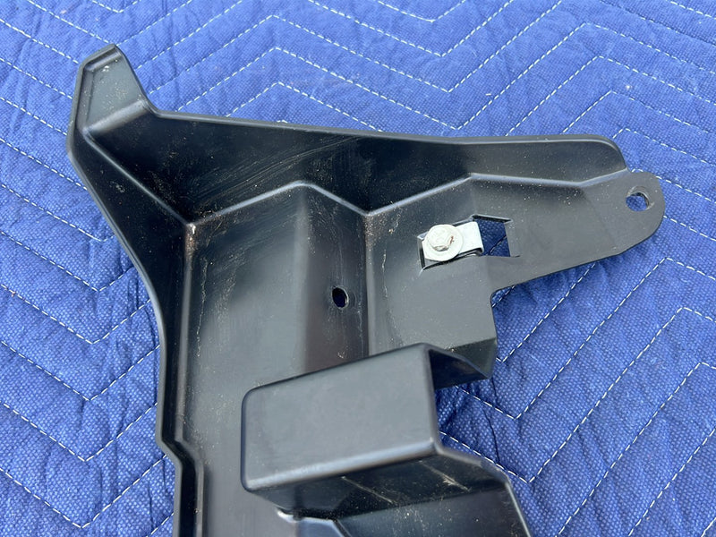 Chevrolet Silverado - Center Console Trim PN: 15118821 15070338