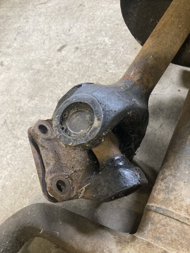1983 Jaguar XJ6 Series 3.4 - Rear Axle PN: P26698 PBM10