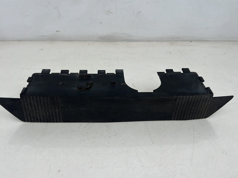 1998-2000 Volvo V70 S70 Radiator Cooling Fan Relay & Air Deflector OEM #6327EM