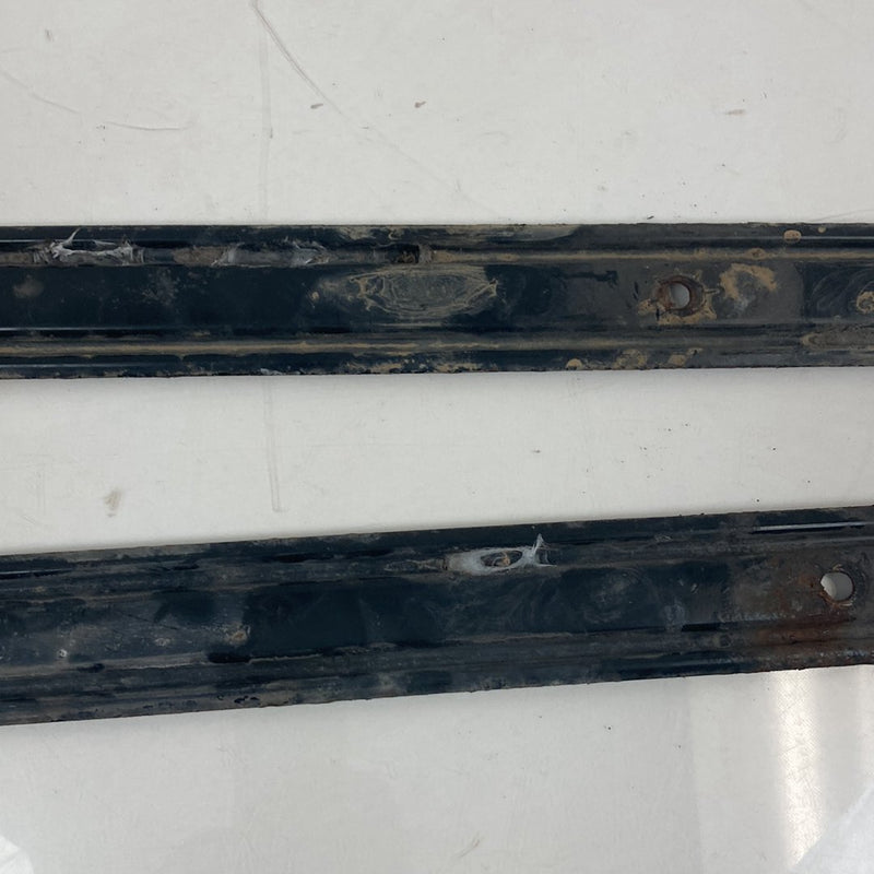 2007 Volvo S60 - Fuel Tank Strap