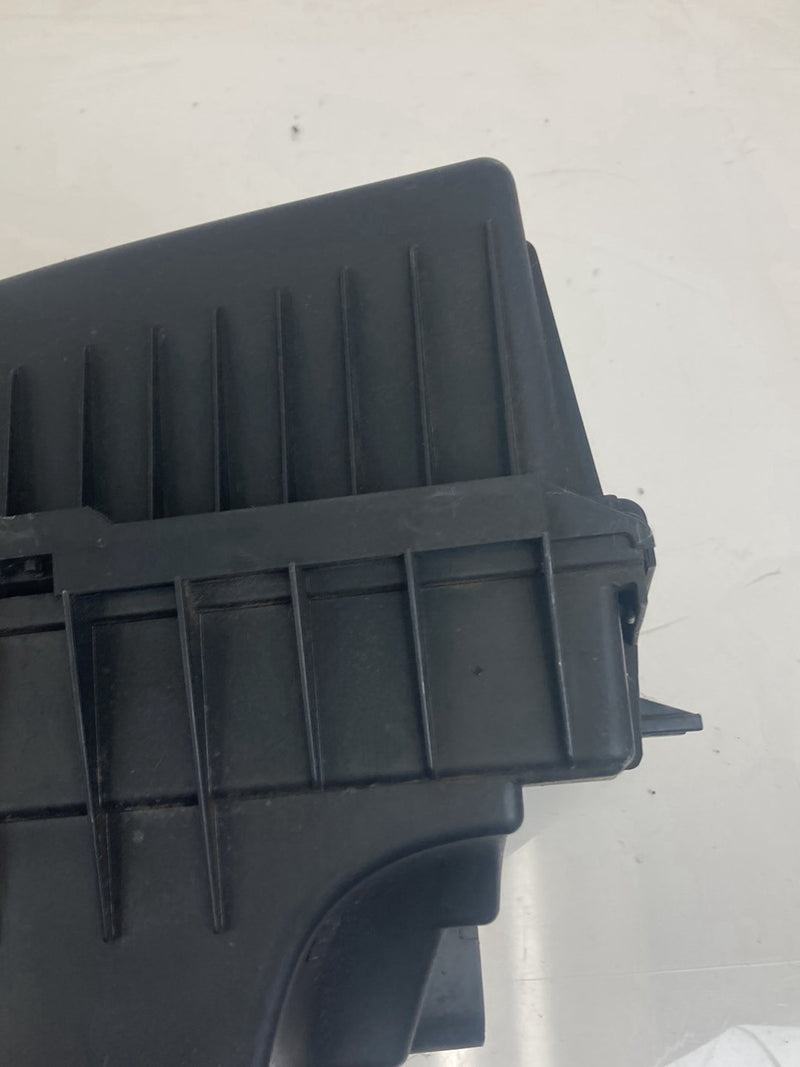2005 Volvo XC90 I 275 Air Filter Box Assembly 8638962 OEM #4865M