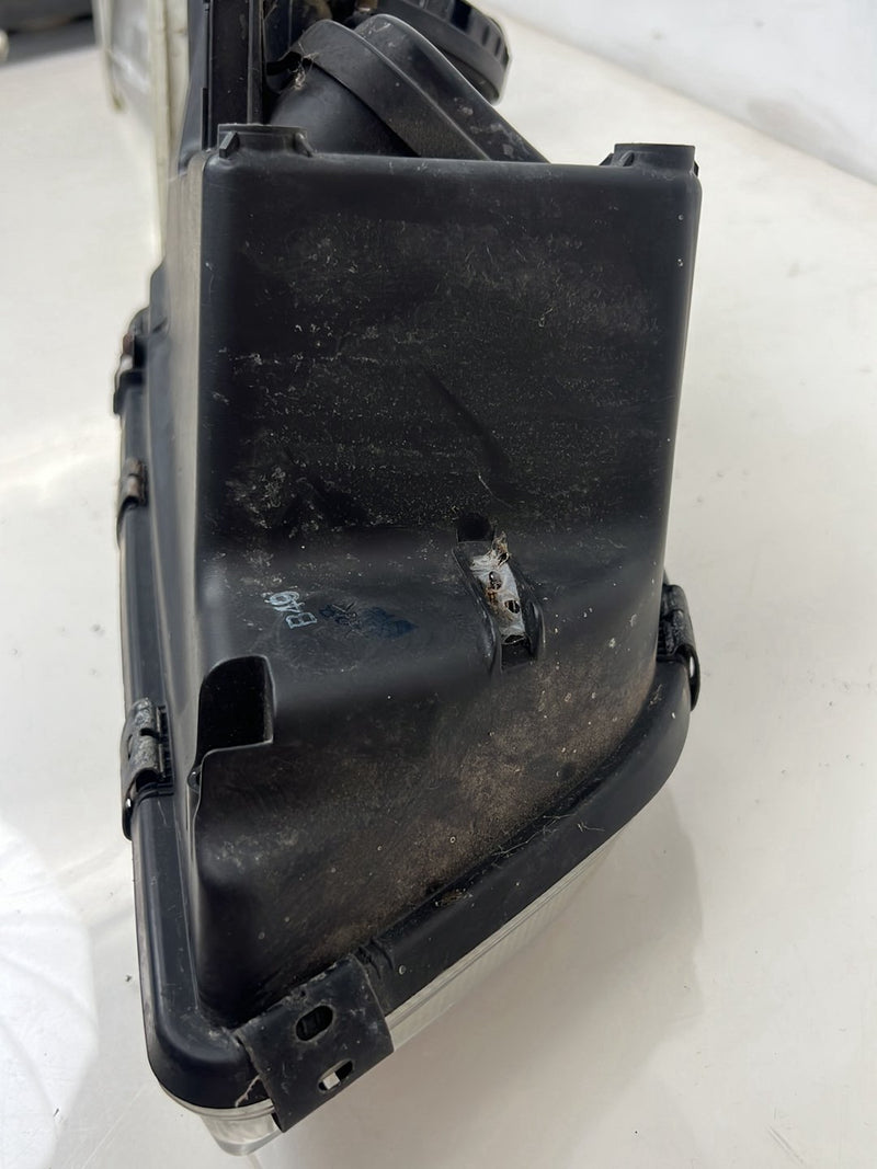 1998-2000 Volvo V70 S70 Front Left Right Headlight Lamp Pair OEM