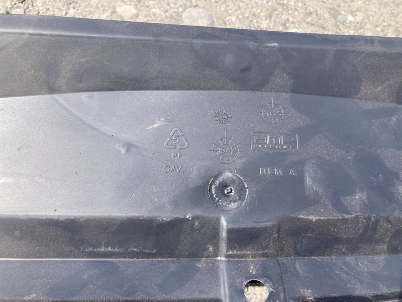 1996 Chevrolet Silverado GMT800 - Dash Duct PN: 15691490