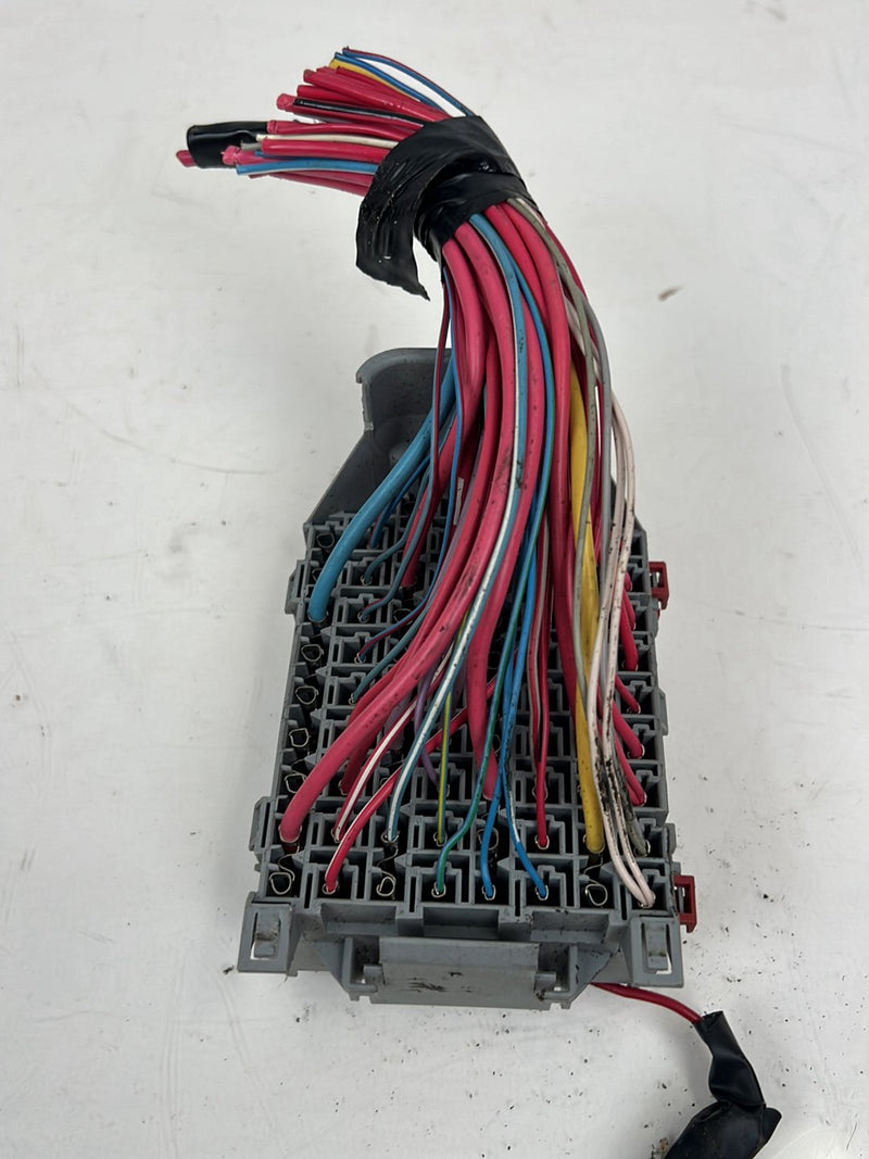 2004-2007 Volvo S60R V70R Dash Cabin Fuse Relay Junction Box 9162439 OEM #5777EM