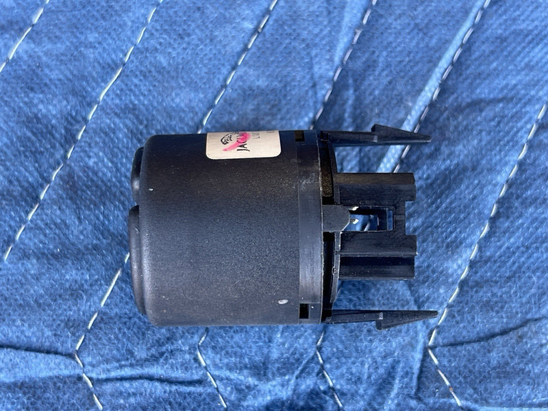 1998-2003 Jaguar XJR XJ8 Dashboard Computer Trip Toggle Switch LNC6019AB #4618E