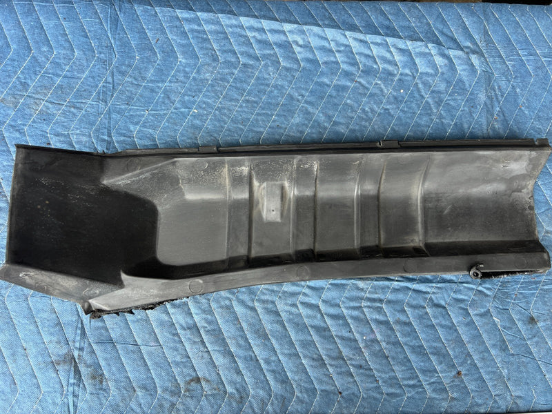 1989-1995 Volvo 740 940 Cowl Wiper Motor & Transmission Cover Trim OEM #3820EM