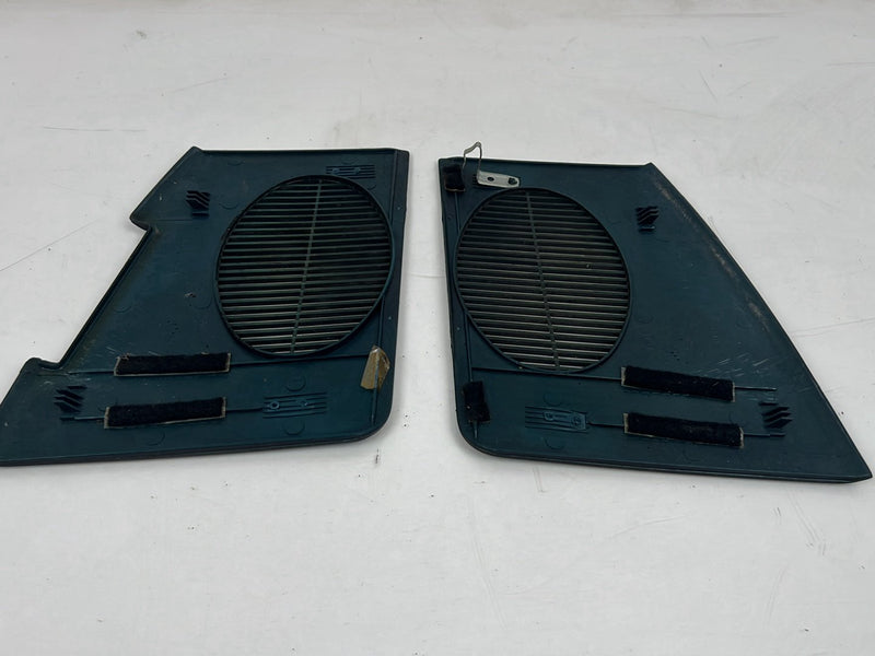 1988-1994 Chevrolet Silverado Sierra Dash Speaker Grille Trim Blue OEM #5499EM