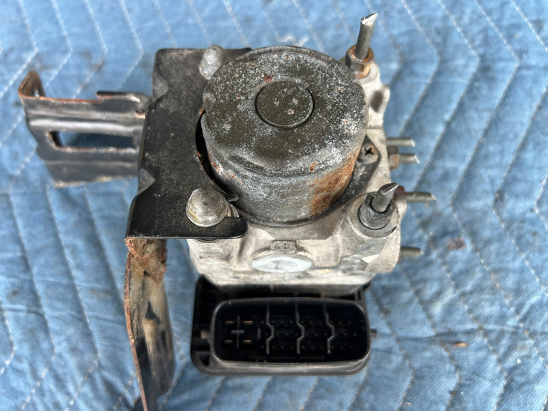 2002-2006  Toyota Camry Anti Lock ABS Pump Brake Pedal Assembly 44510 OEM #118DU
