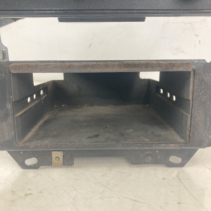 1981-1985 Volvo 240 245 HVAC Climate Control Heat AC 1347690 OEM