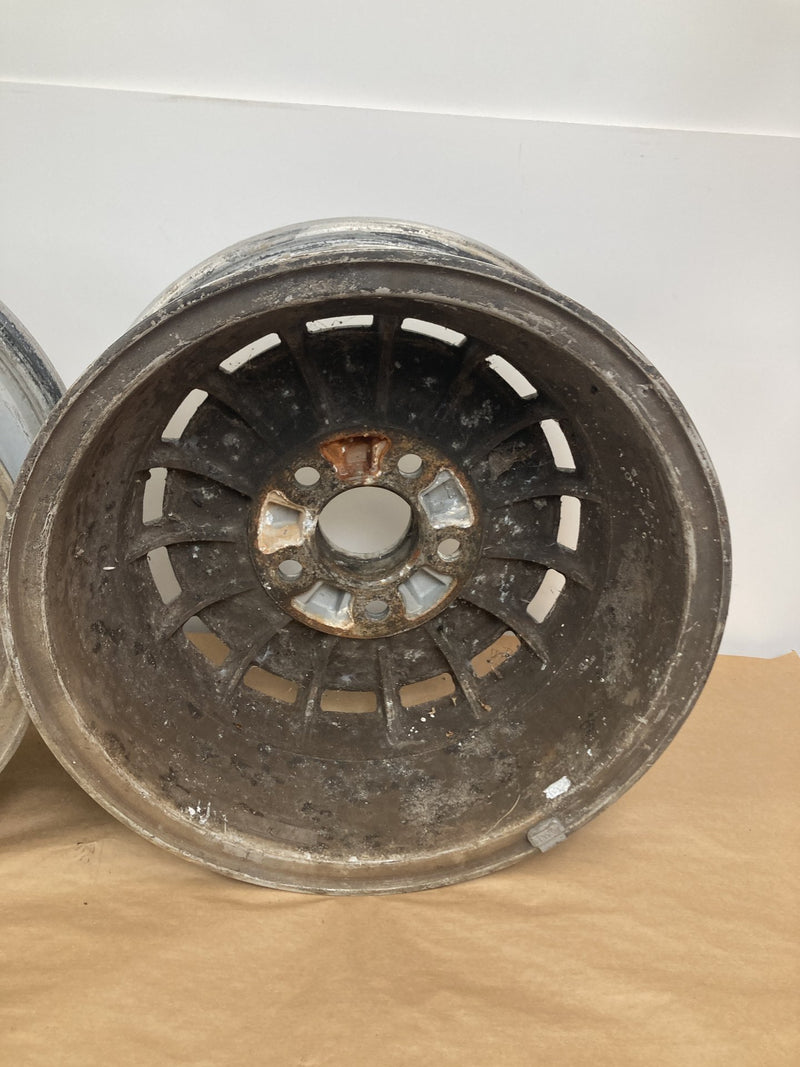 1983 Jaguar XJ6 Series 3.4 - Wheel Set PN: CAC391