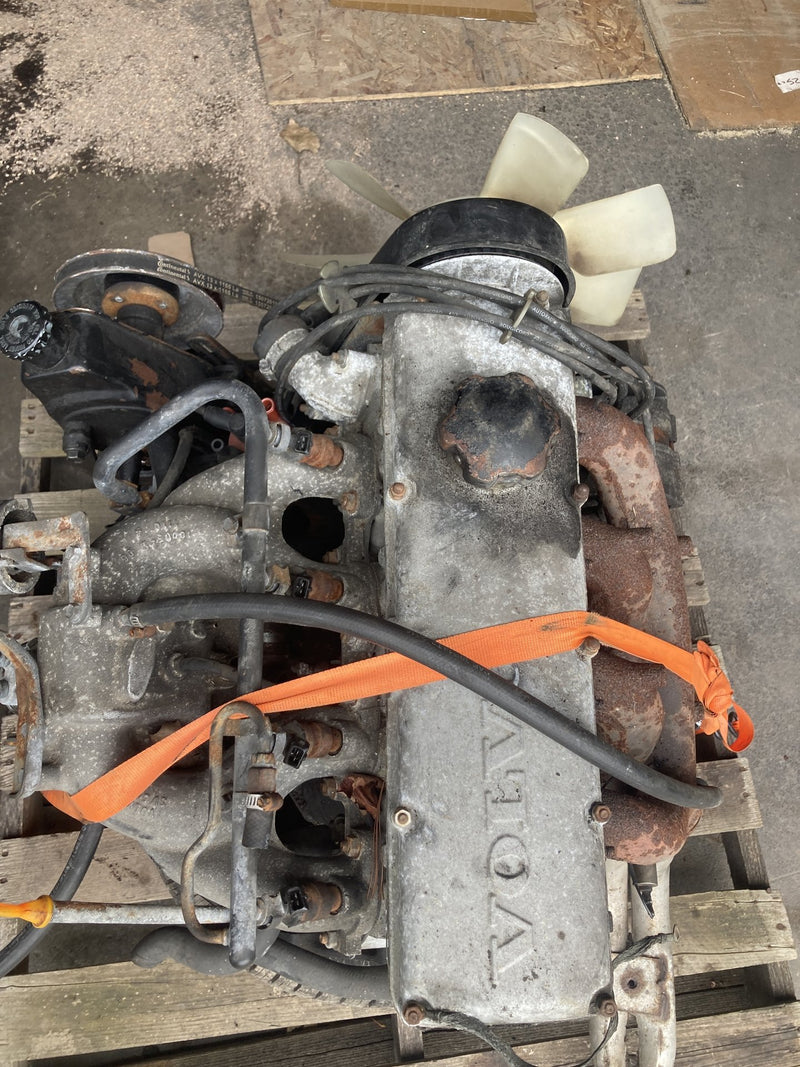 1981-1985 Volvo 240 245 4 Cyl B21F Engine Assembly 1000160 OEM