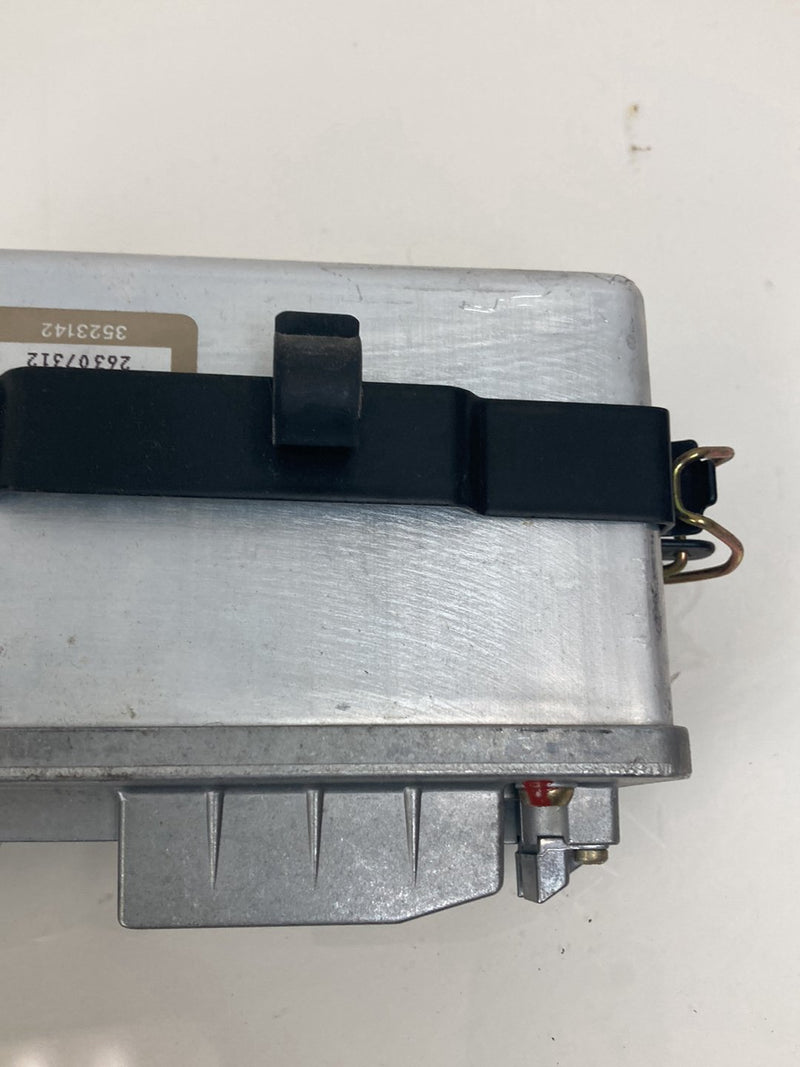 1992 Volvo 940 944 - ABS Brake Module PN: 0265101028 3523142