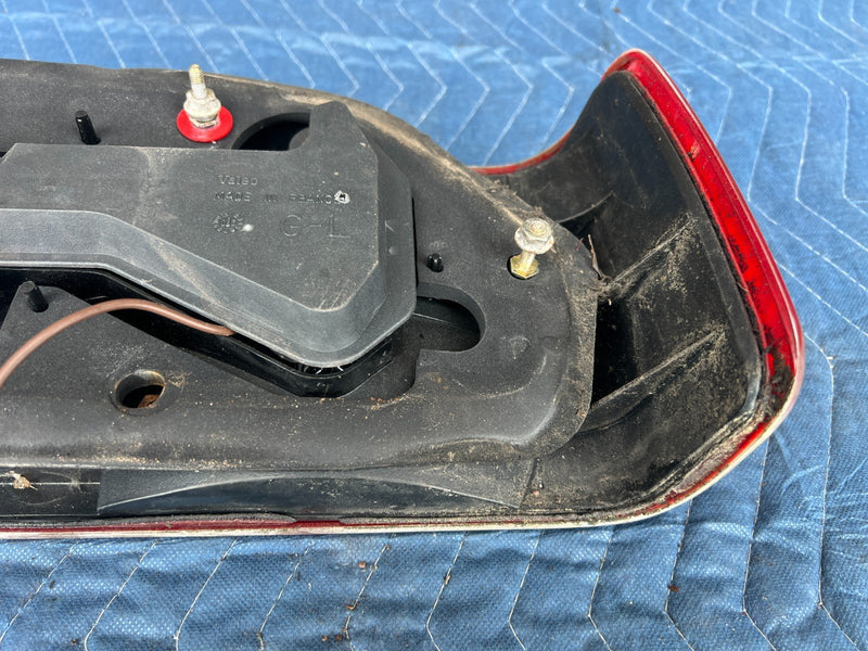 1989-1995 Volvo 740 940 Sedan Rear LH Left Tail Light Lamp Assembly OEM #3778EM