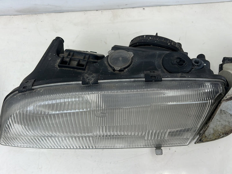 1998-2000 Volvo V70 S70 Front Left Right Headlight Lamp Pair OEM