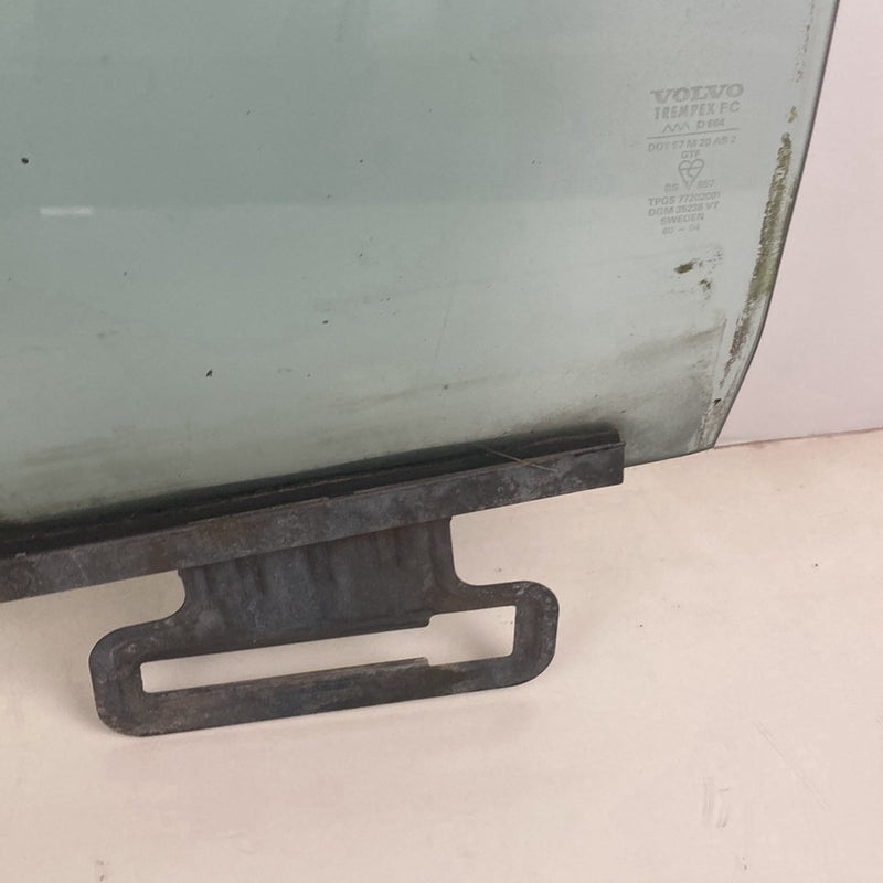 1975-1980 Volvo 244 Window Glass Front Left Driver 77202001 OEM #4898M