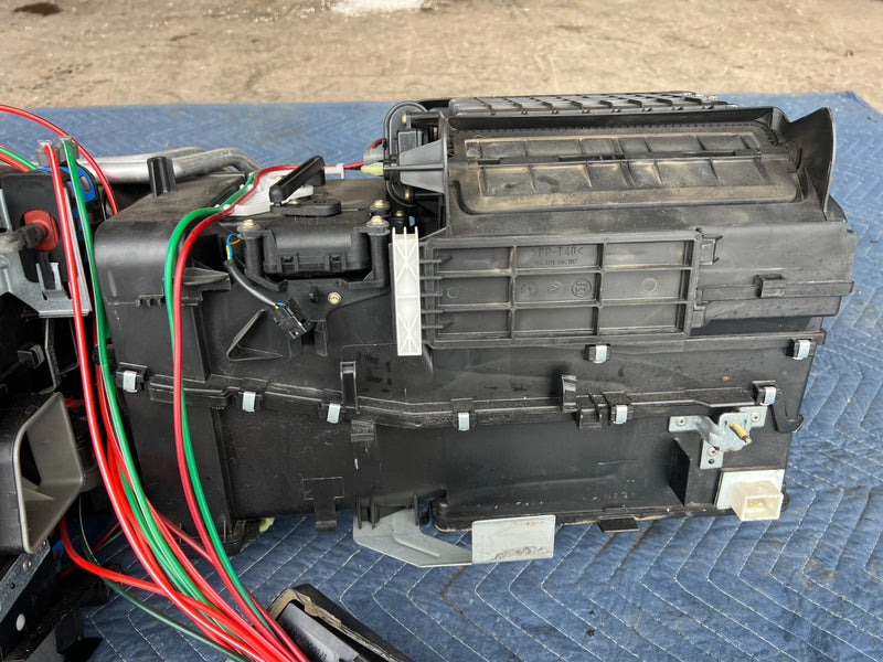 1998-2003 Mercedes W210 E320 HVAC Climate Heater Core Blower Box OEM #4726EM