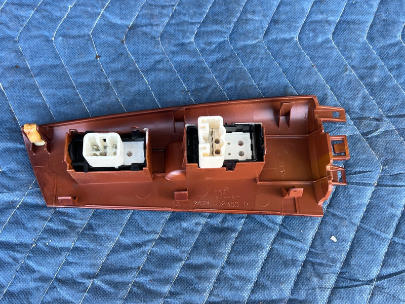 2003-2008 Toyota Corolla Front Passenger RH Door Window Switch Wood OEM #3337EM