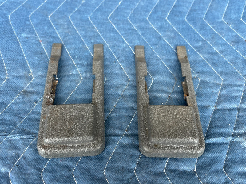 1989-1995 Volvo 740 940 Sedan Rear Seat Track Cover Trim 1353358 OEM #3773EM