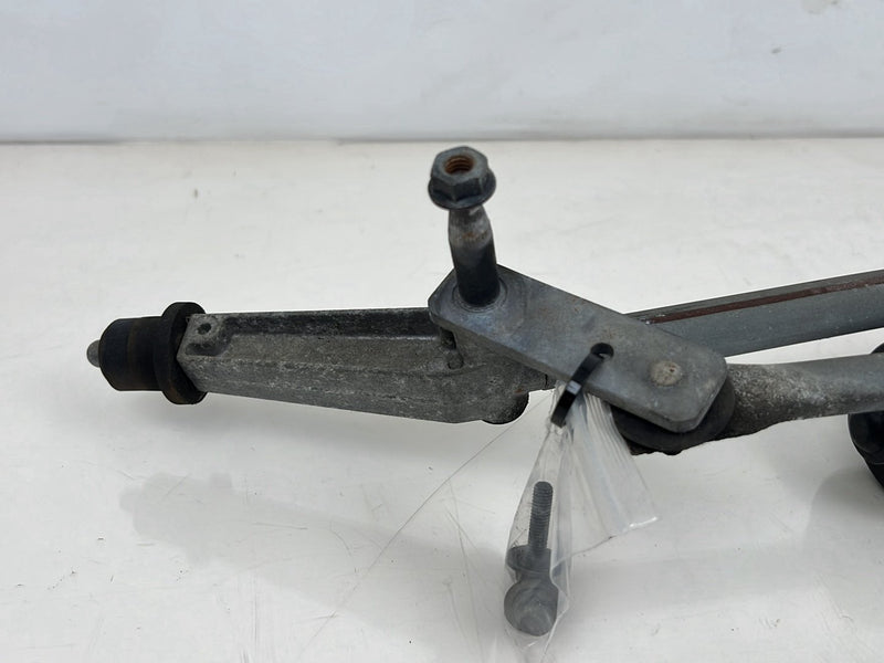 2004-2007 Volvo S60R V70R Windshield Wiper Motor Transmission Linkage OEM #5808EM
