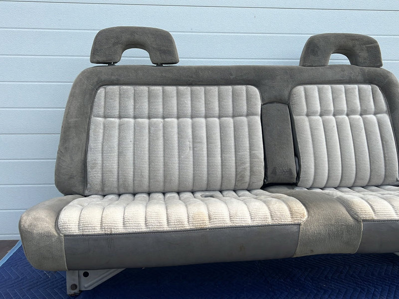 Chevrolet Silverado - Seat Front Pair
