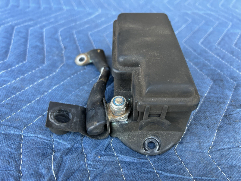 1998-2003 Jaguar XJR XJ8 X308 Engine Bay Junction Fuse Box LNE2800AA OEM #4691E