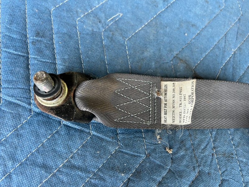 1985-1988 Suzuki Samurai SJ413 Passenger Front Seatbelt Retractor OEM #2318CN