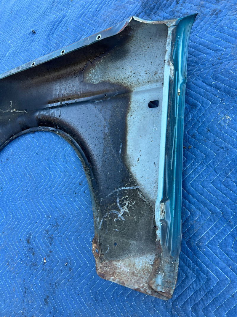 1986-1993 Volvo 240 244 Sedan Front Passenger Right Fender Blue Green OE #4291EM