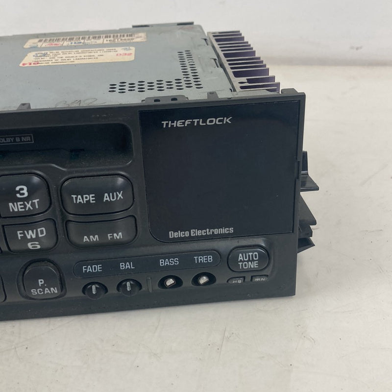 1995-1998 Chevrolet Silverado 2500 GMT400 Radio Headunit 16213825 OEM
