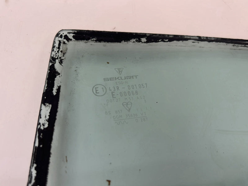 1983-1985 Porsche 944 Left Right Rear Quarter Window Glass Pair OEM #5638EM