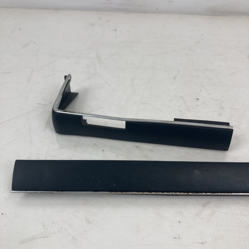 1981-1985 Volvo 240 245 Dash Vent Trim 1202251 OEM