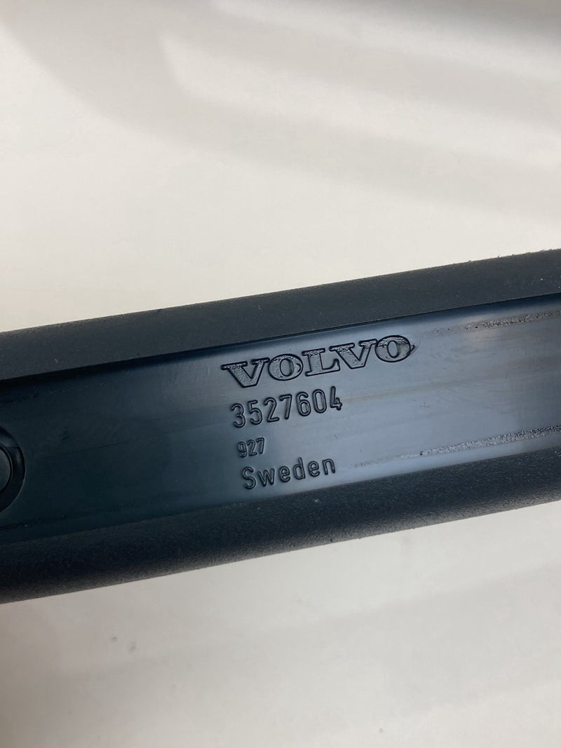1992 Volvo 940 944 - Grab Handle Set PN: 3527604