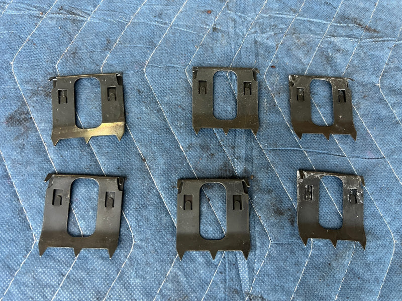1989-1995 Volvo 740 940 Sedan Front Dash Vent Retaining Clip Set OEM #3831EM