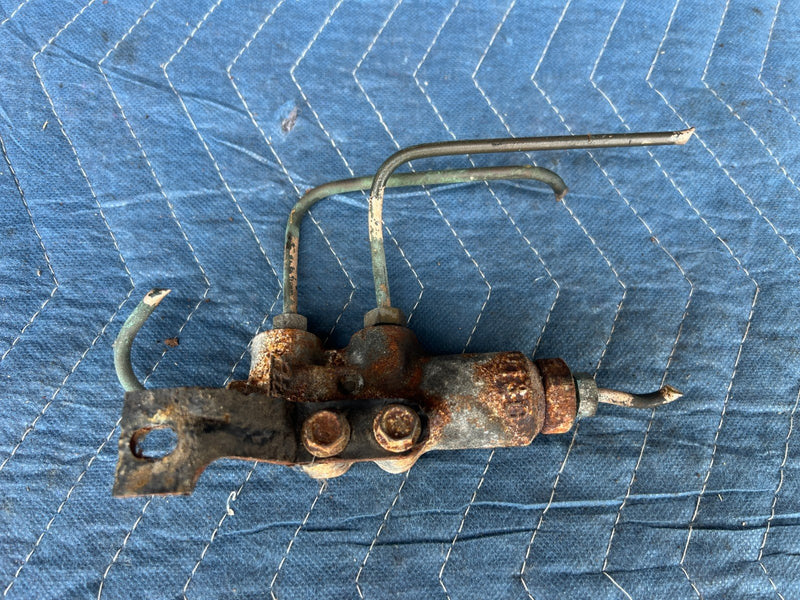 1992-1995 Volvo 940 740 ATE Brake Line Distribution Block OEM #3255EM