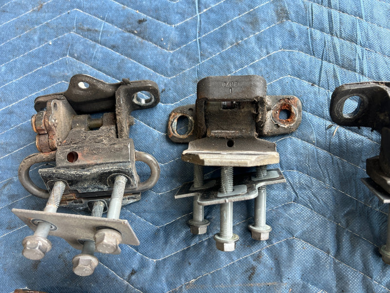 1989-1995 Volvo 740 940 Sedan Door Hinge RH LH Full Set w/ Hardware OEM #3691EM