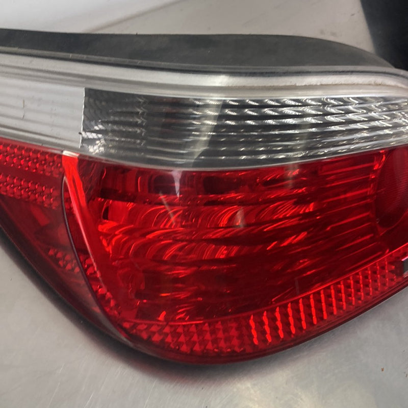 2003-2007 BMW 545i E60 Tail Light Assembly Pair 9910798 6910797 OEM #4906M