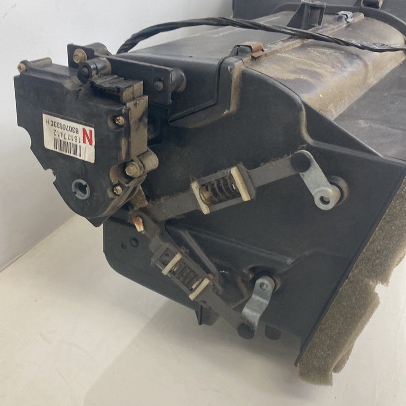 1995-1998 Chevrolet Silverado 2500 GMT400 HVAC Box AC Heat Core Air OEM