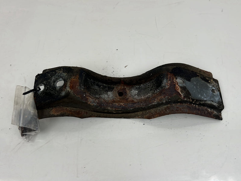 1975-1980 Volvo 244 240 Center Driveshaft Carrier Tunnel Bracket OEM #5350EM